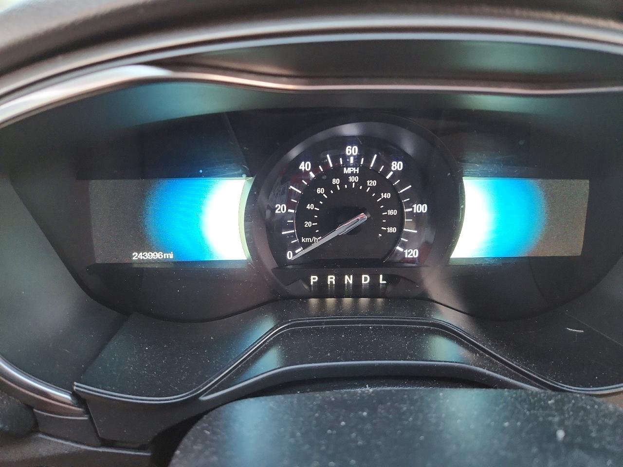 2019 FORD FUSION SE photo 17