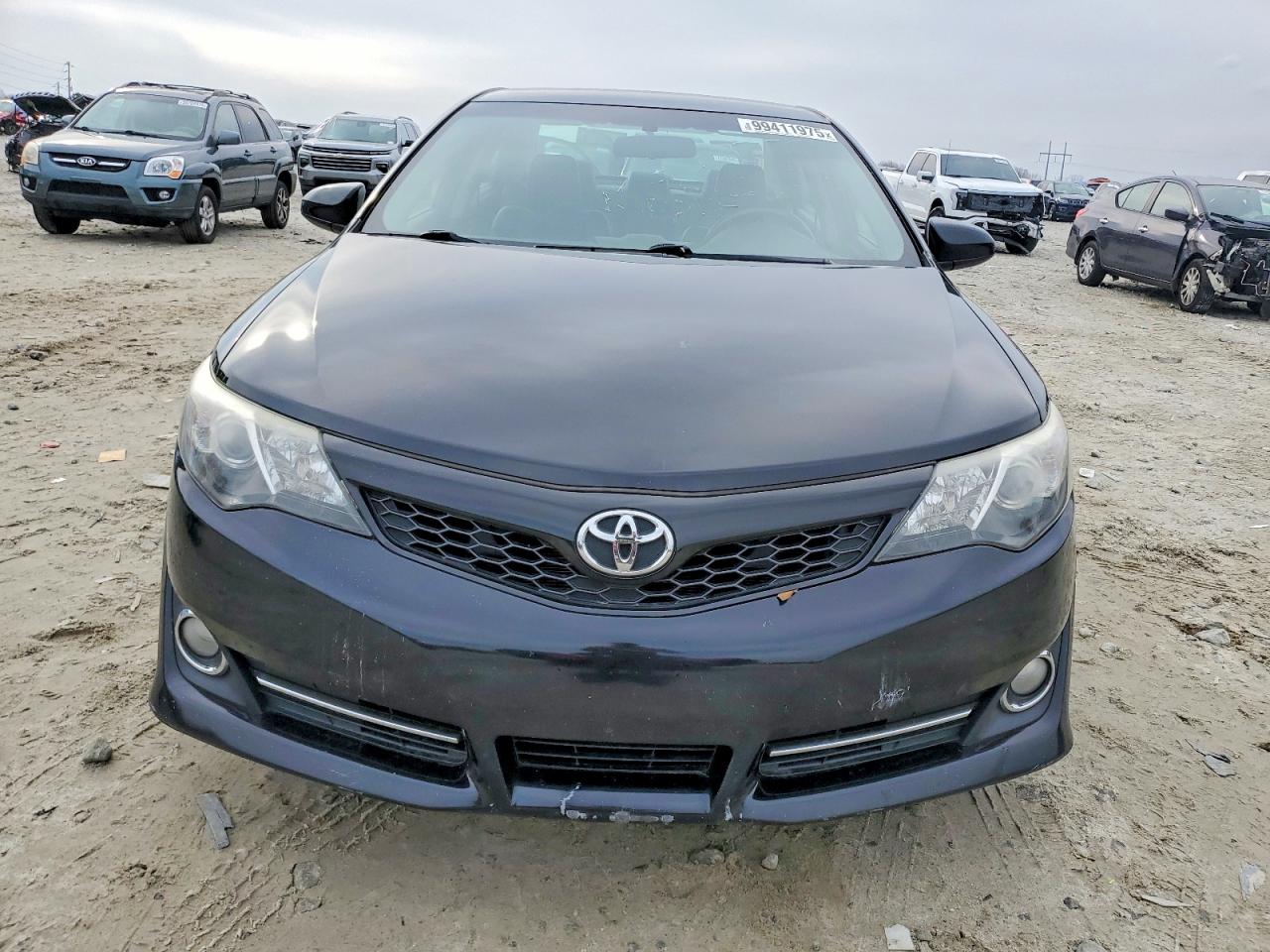 2014 TOYOTA CAMRY L photo 5