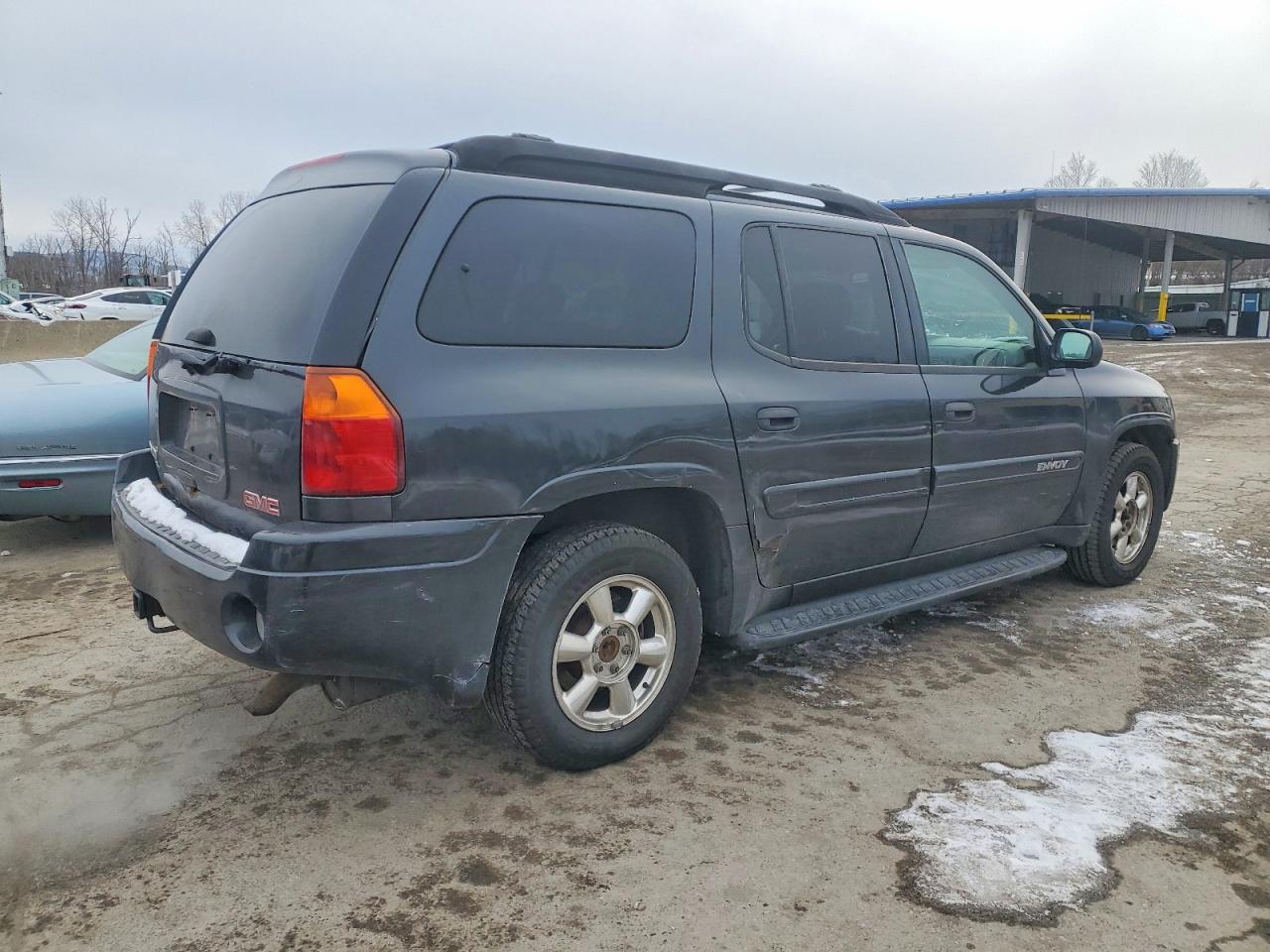 2004 GMC ENVOY XL photo 3