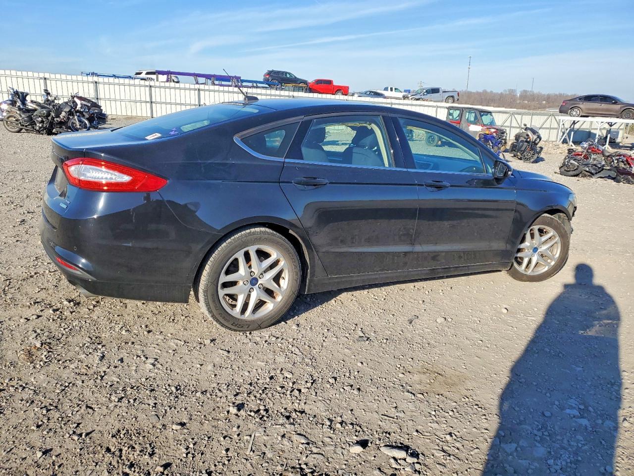 2016 FORD FUSION SE photo 3