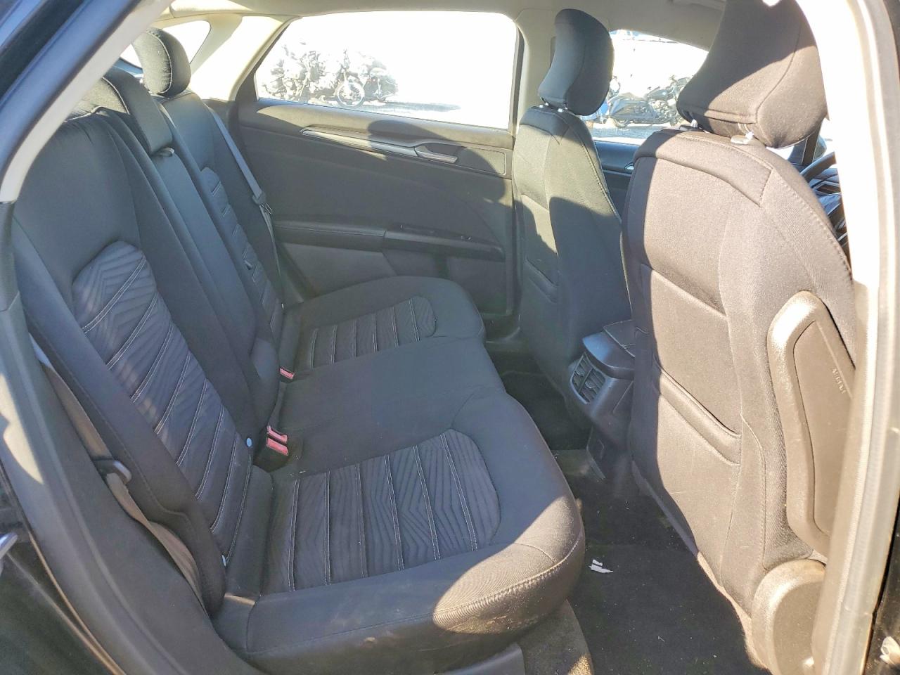 2016 FORD FUSION SE photo 10
