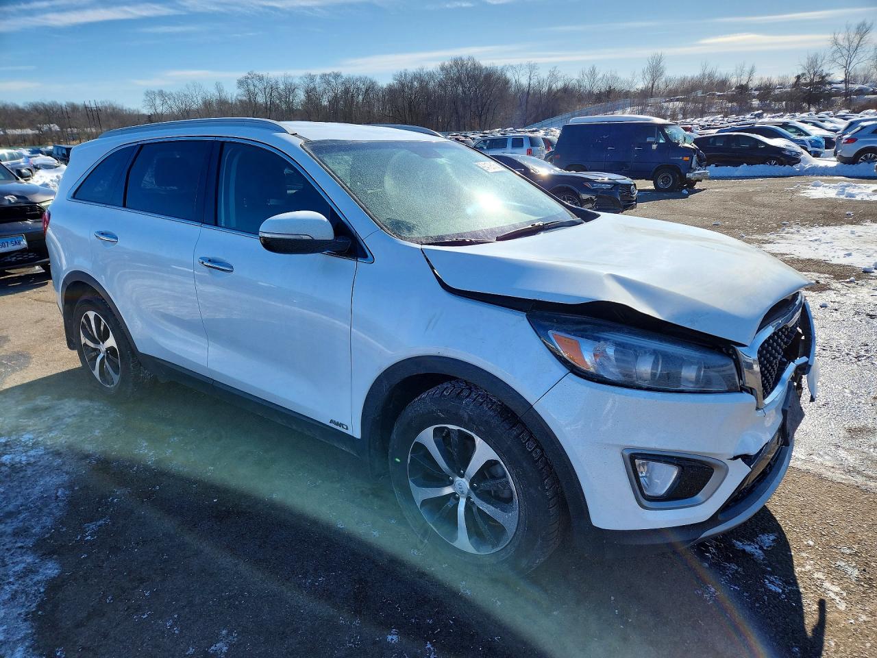 2017 KIA SORENTO photo 4