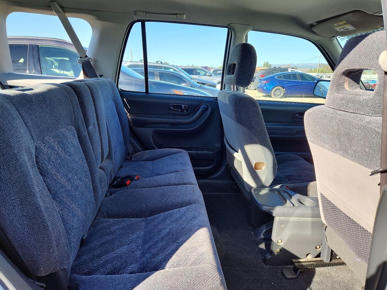 2000 HONDA CR-V LX photo 11