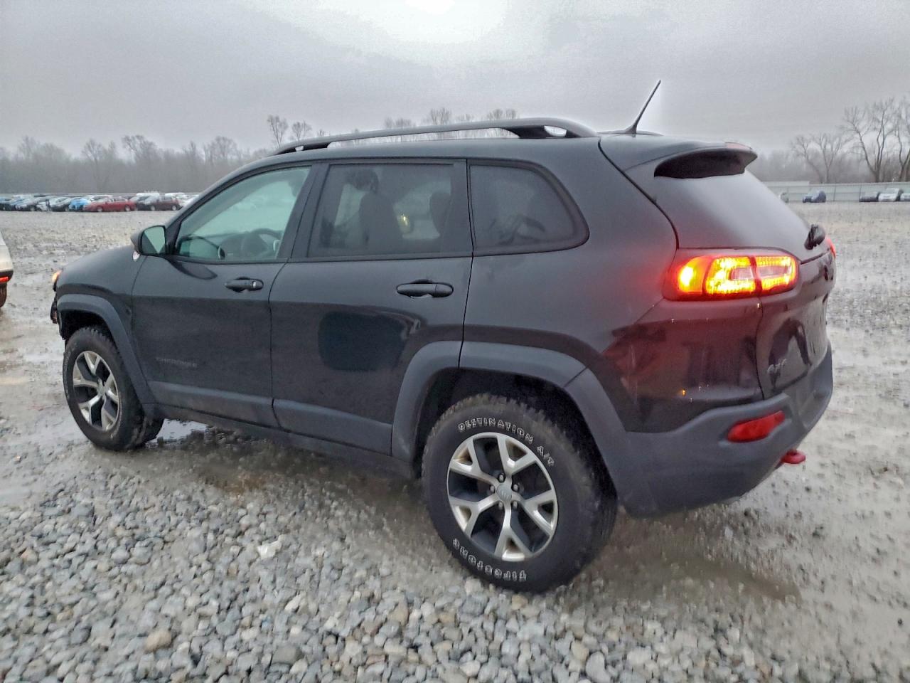 2014 JEEP CHEROKEE TRAILHAWK photo 2