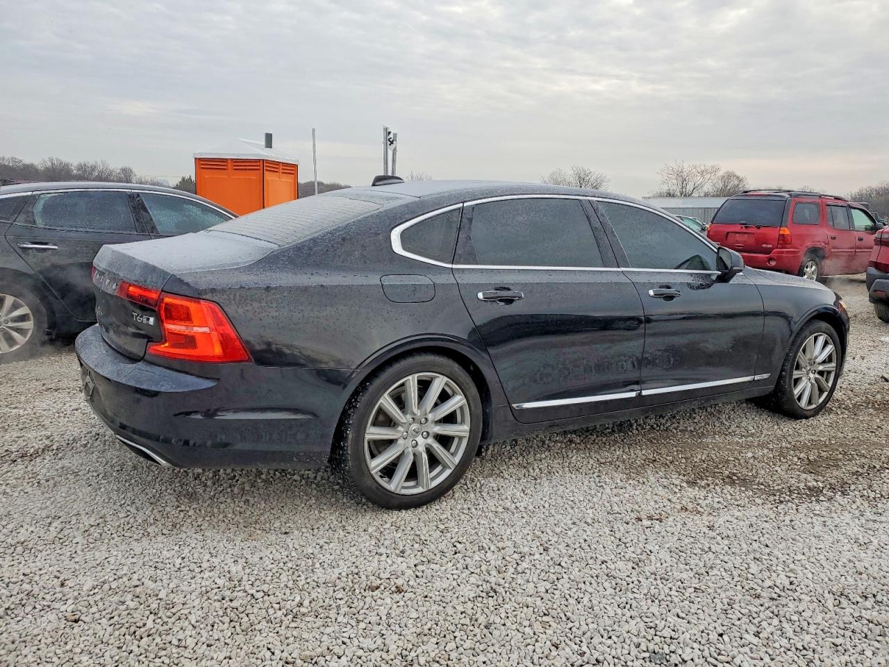 2018 VOLVO S90 T6 INSCRIPTION photo 5