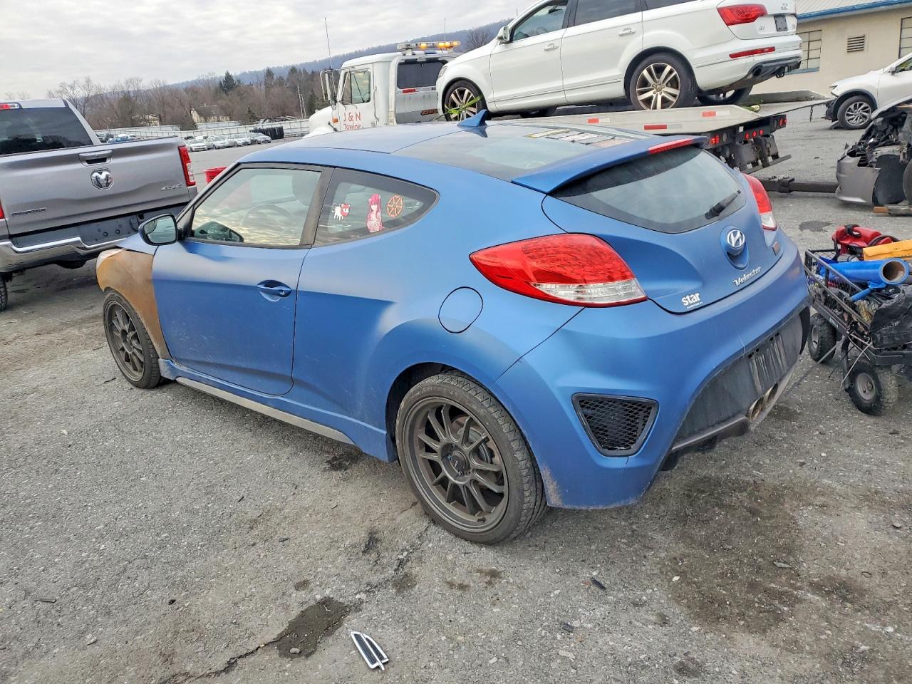 2016 HYUNDAI VELOSTER TURBO photo 3