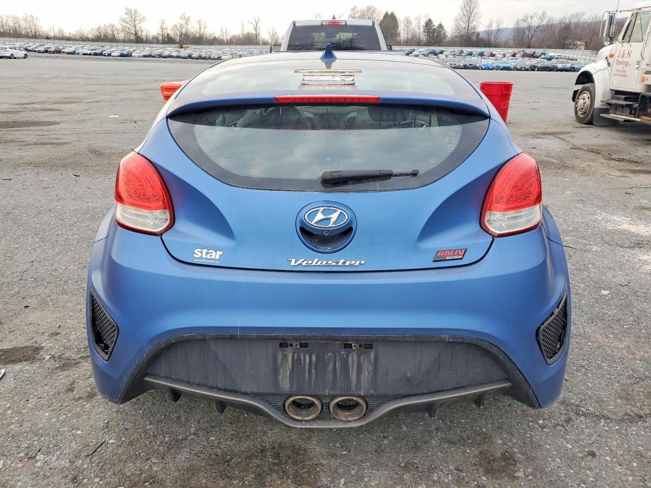 2016 HYUNDAI VELOSTER TURBO photo 11
