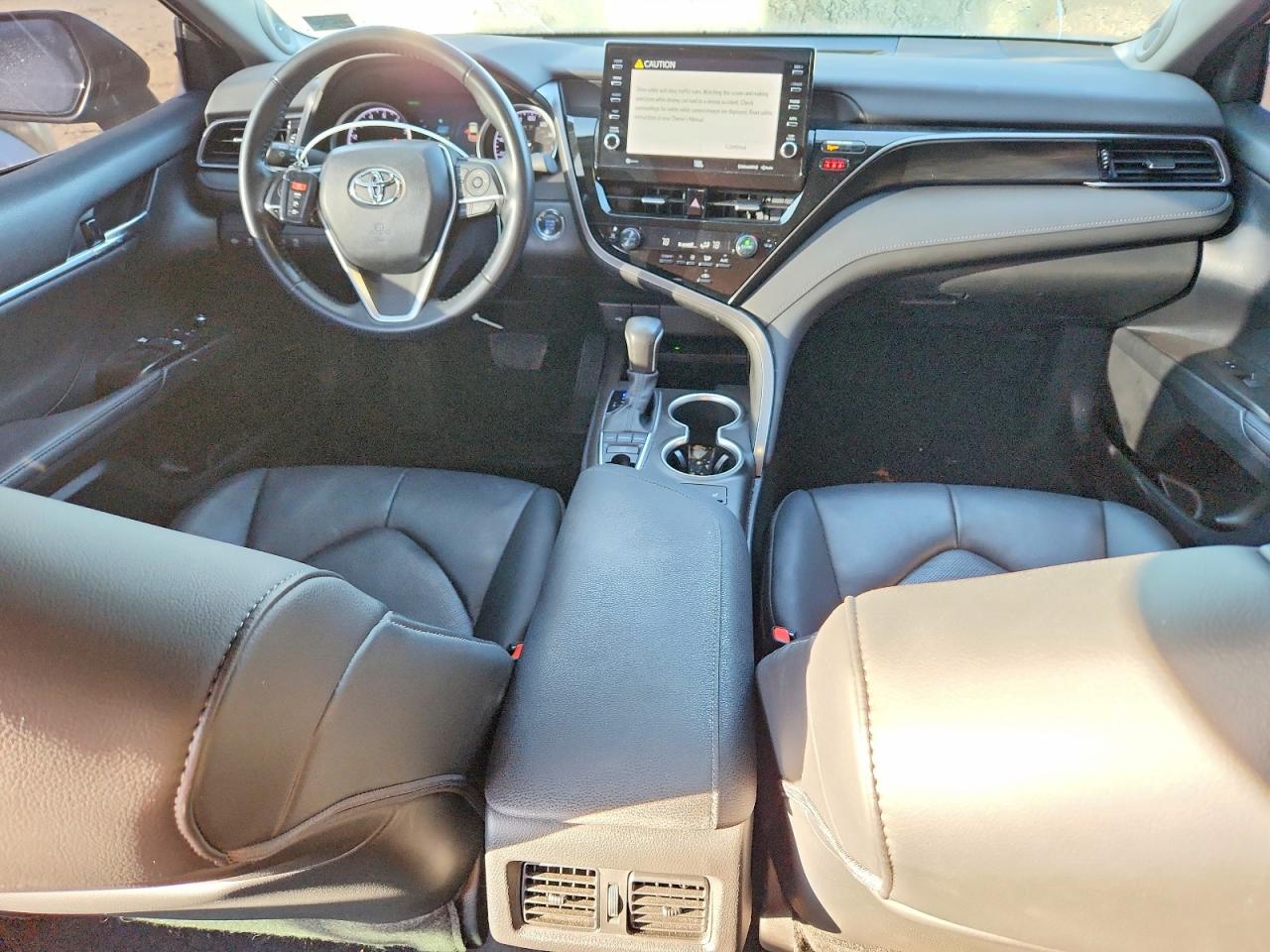2023 TOYOTA CAMRY photo 8
