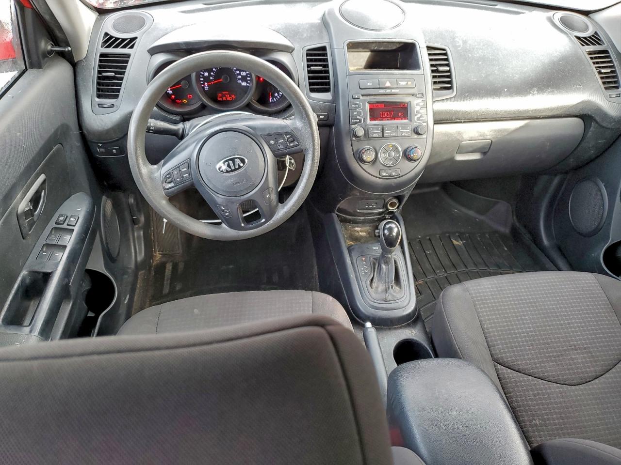 2013 KIA SOUL photo 8