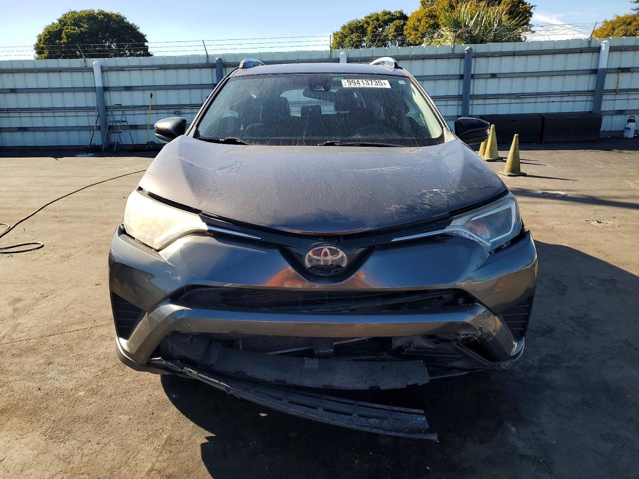2018 TOYOTA RAV4 LE photo 5