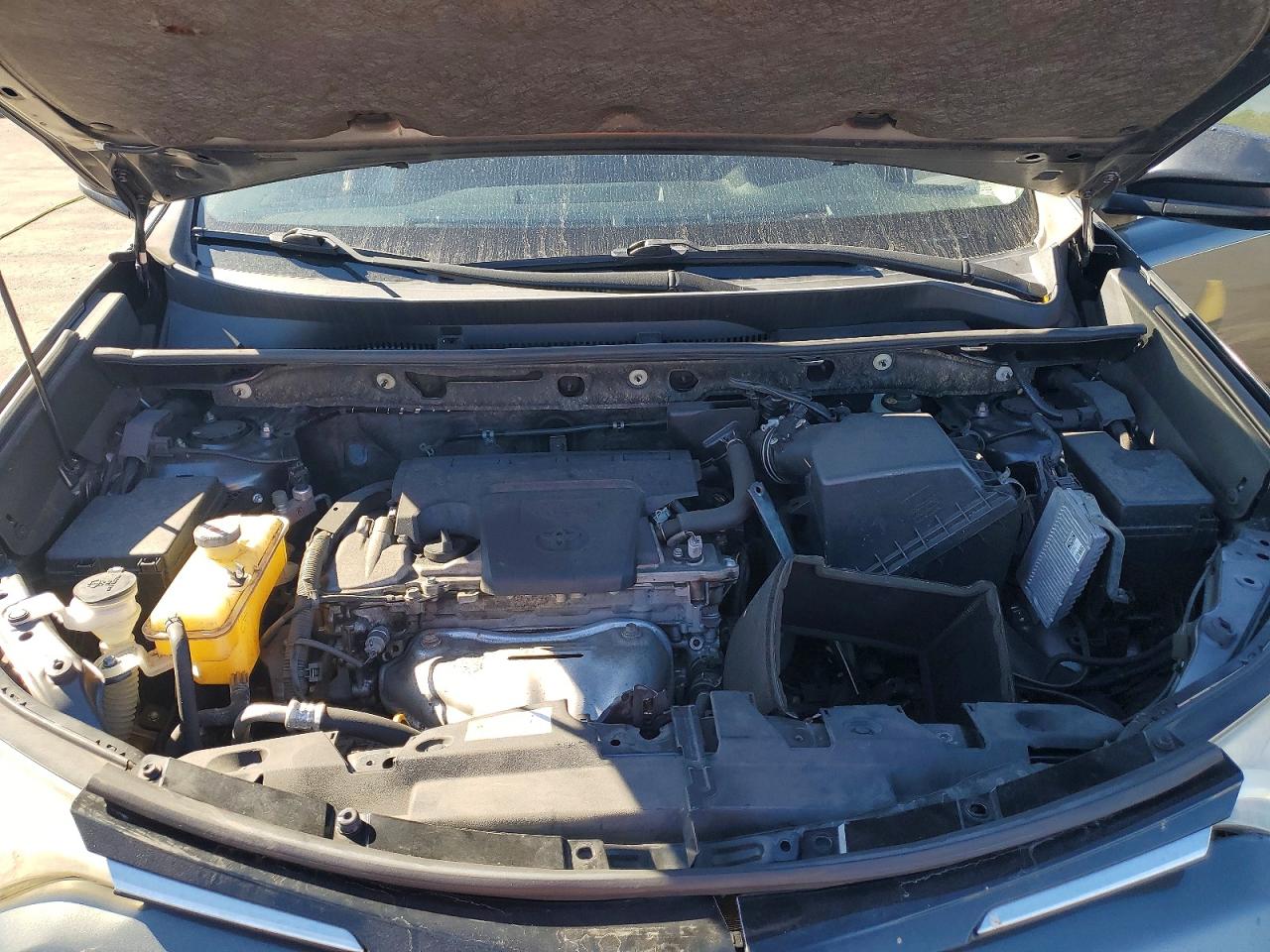 2018 TOYOTA RAV4 LE photo 12