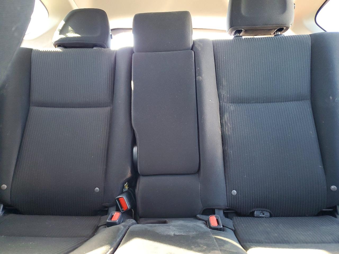 2018 TOYOTA RAV4 LE photo 10