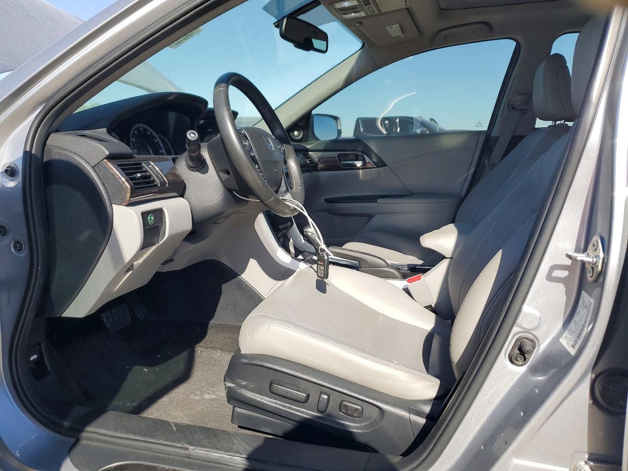 2016 HONDA ACCORD EXL photo 7