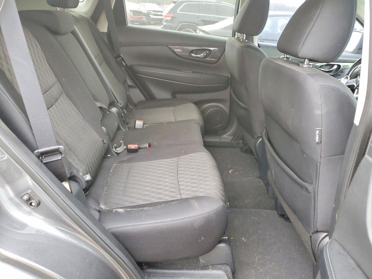 2018 NISSAN ROGUE S photo 11