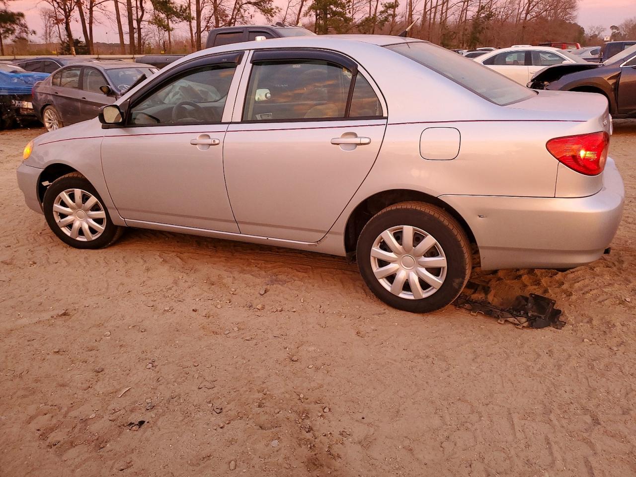 2006 TOYOTA COROLLA CE photo 4
