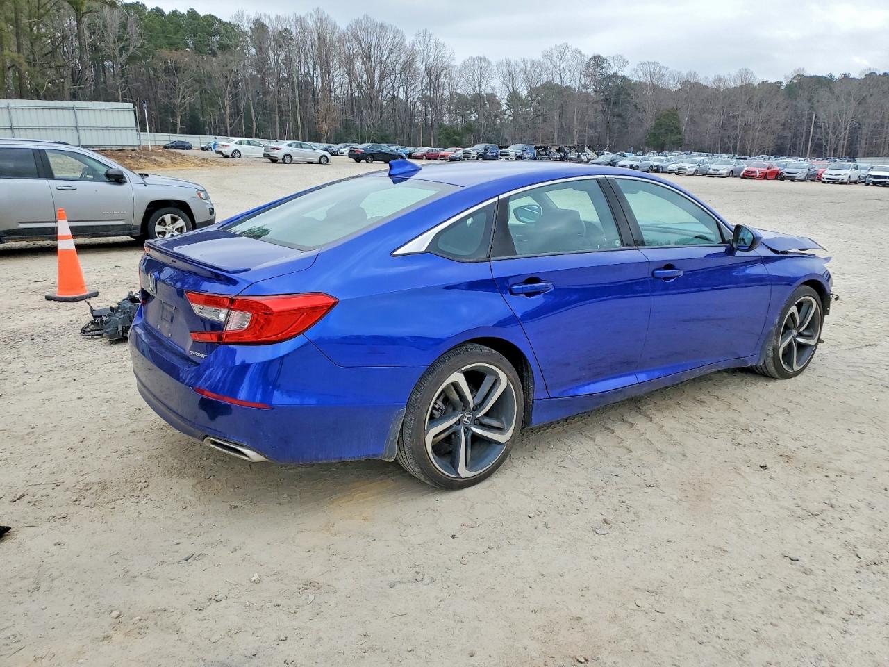 2020 HONDA ACCORD SPORT photo 3