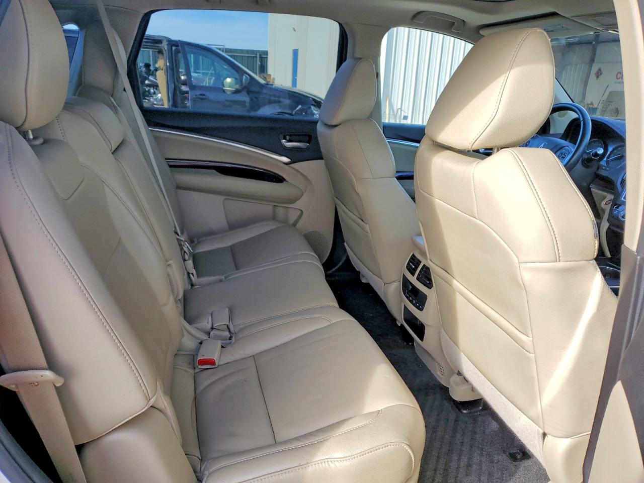 2016 ACURA MDX photo 11