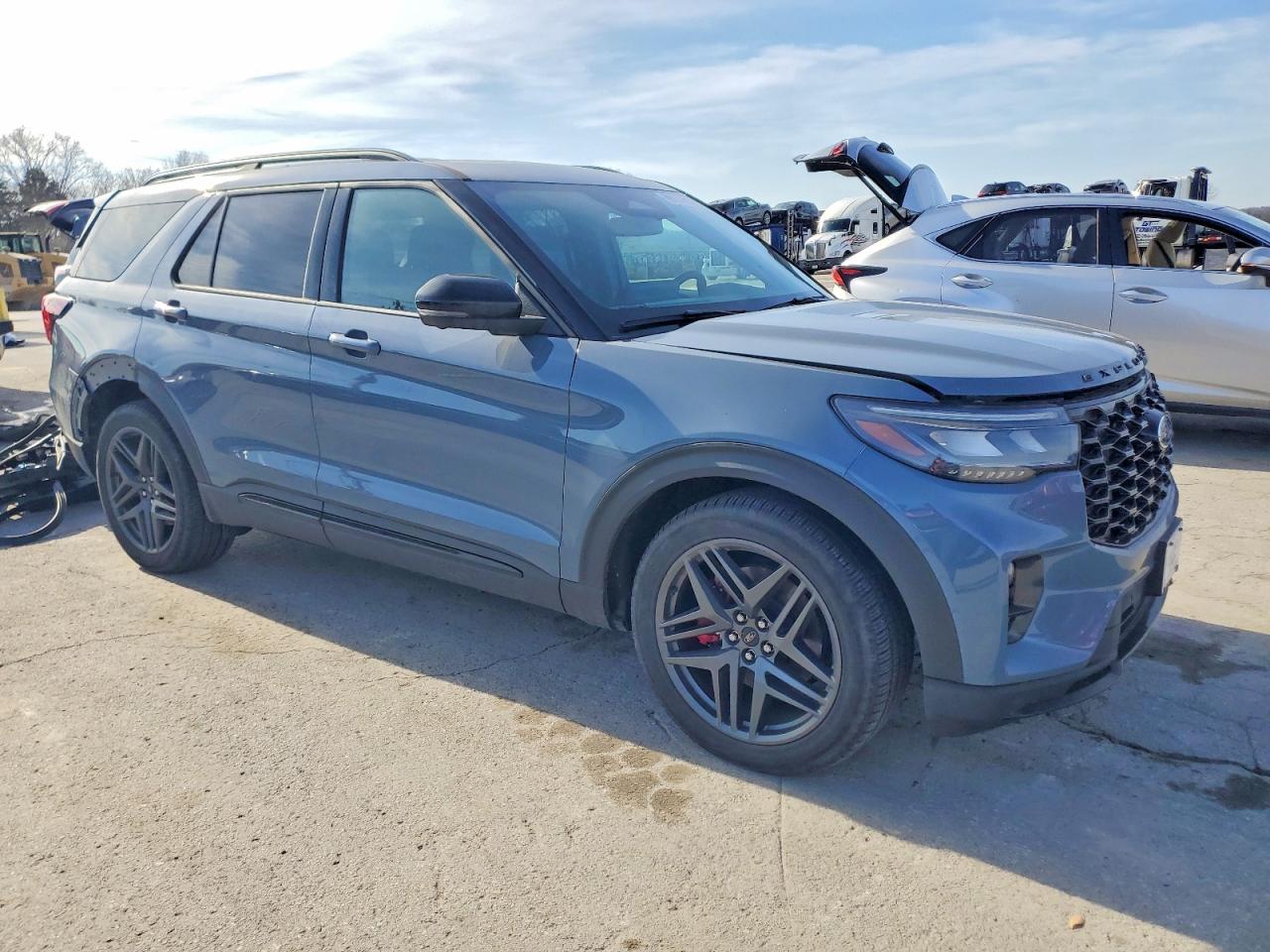 2025 FORD EXPLORER ST photo 4
