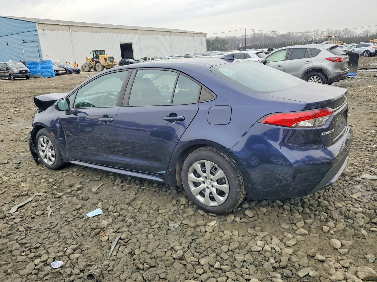 2020 TOYOTA COROLLA LE photo 2