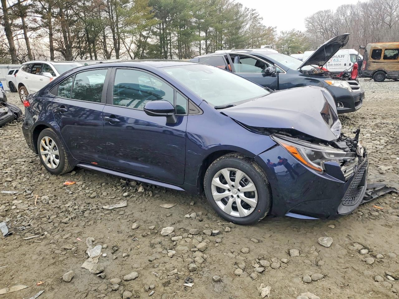 2020 TOYOTA COROLLA LE photo 4