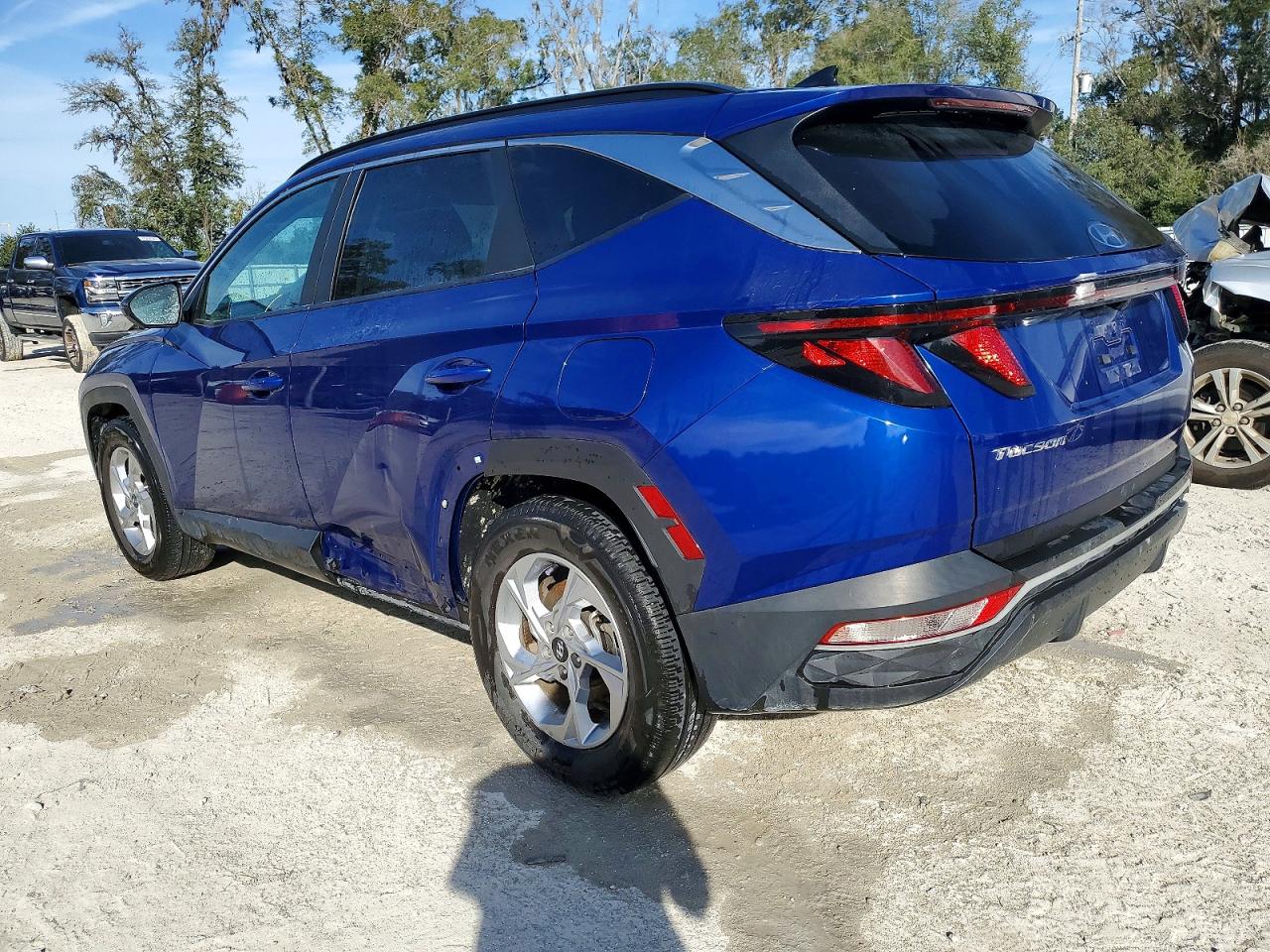 2024 HYUNDAI TUCSON SEL photo 2