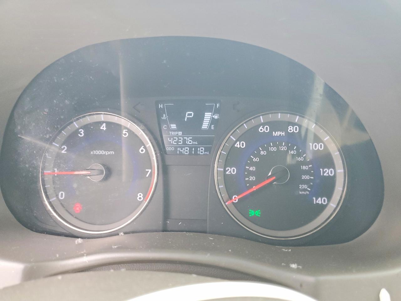 2012 HYUNDAI ACCENT GLS photo 9