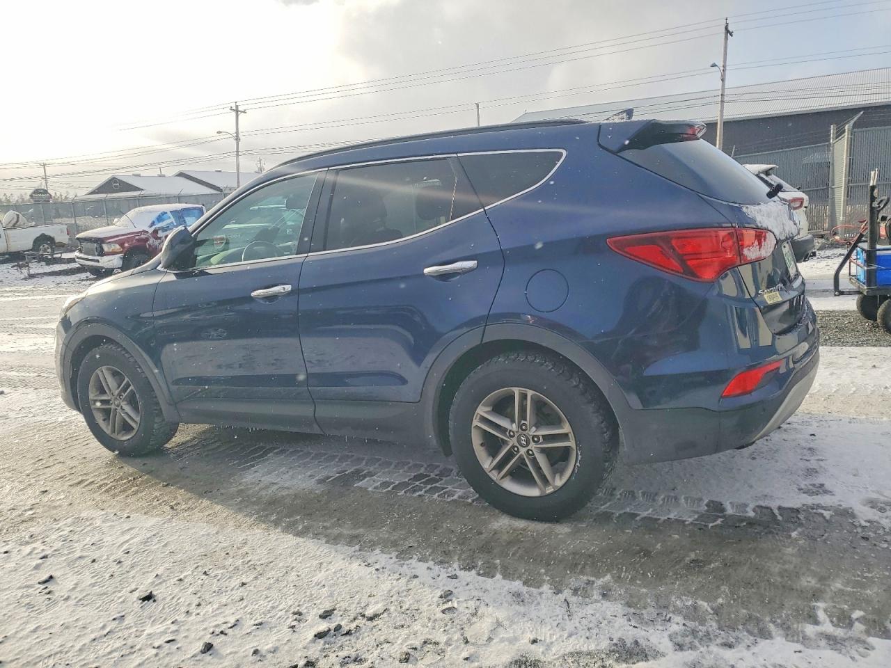 2017 HYUNDAI SANTA FE SPORT photo 2