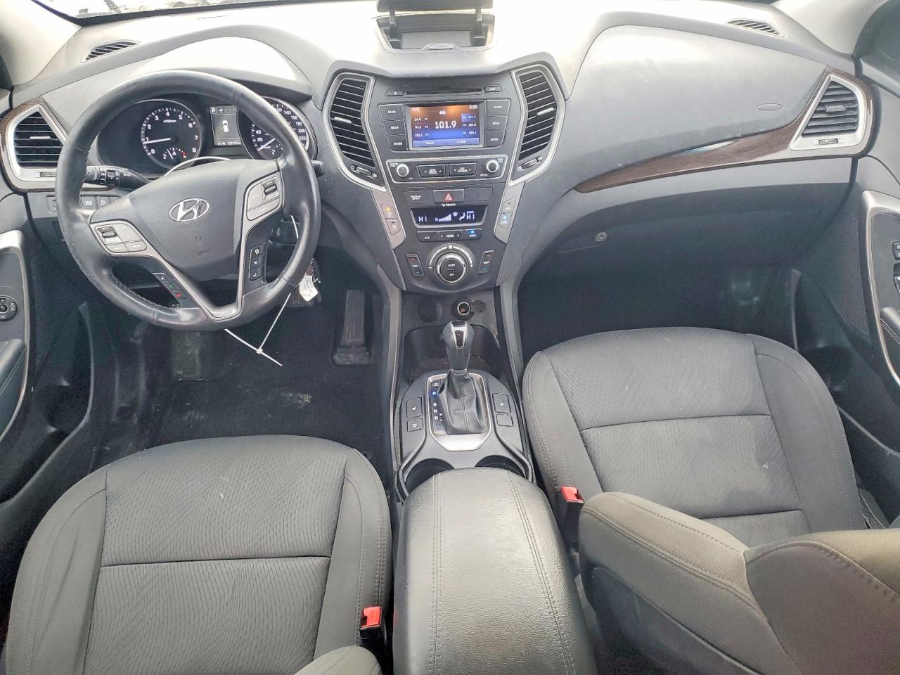 2017 HYUNDAI SANTA FE SPORT photo 8