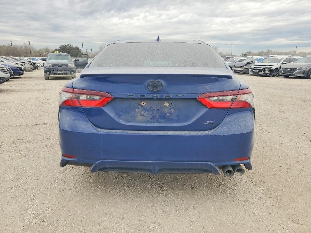 2023 TOYOTA CAMRY SE NIGHT SHADE photo 6