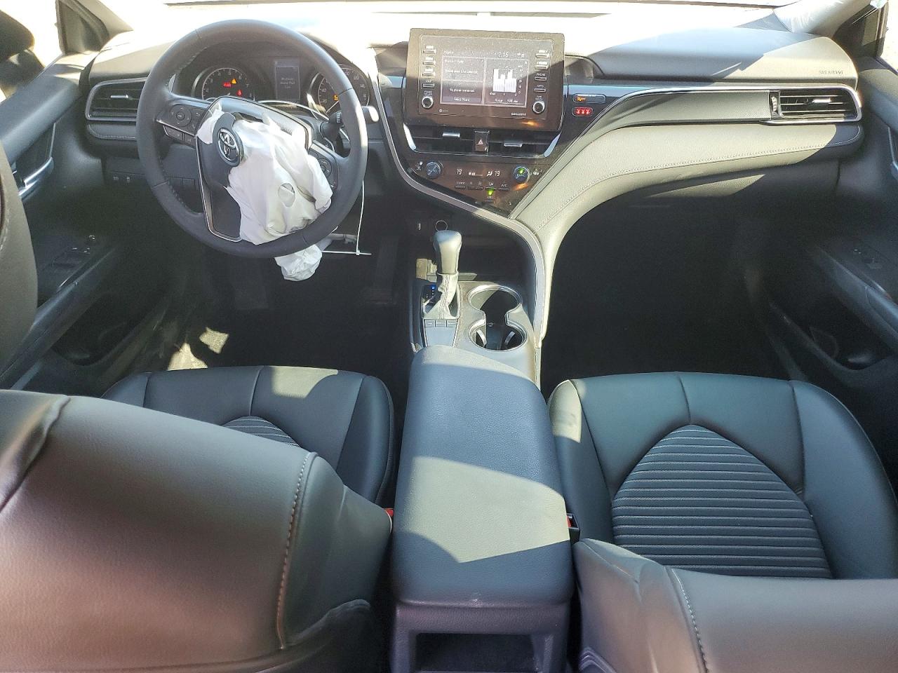 2023 TOYOTA CAMRY SE NIGHT SHADE photo 8