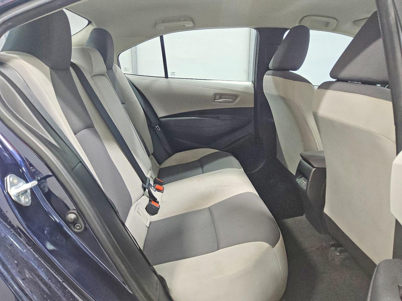 2024 TOYOTA COROLLA LE photo 10
