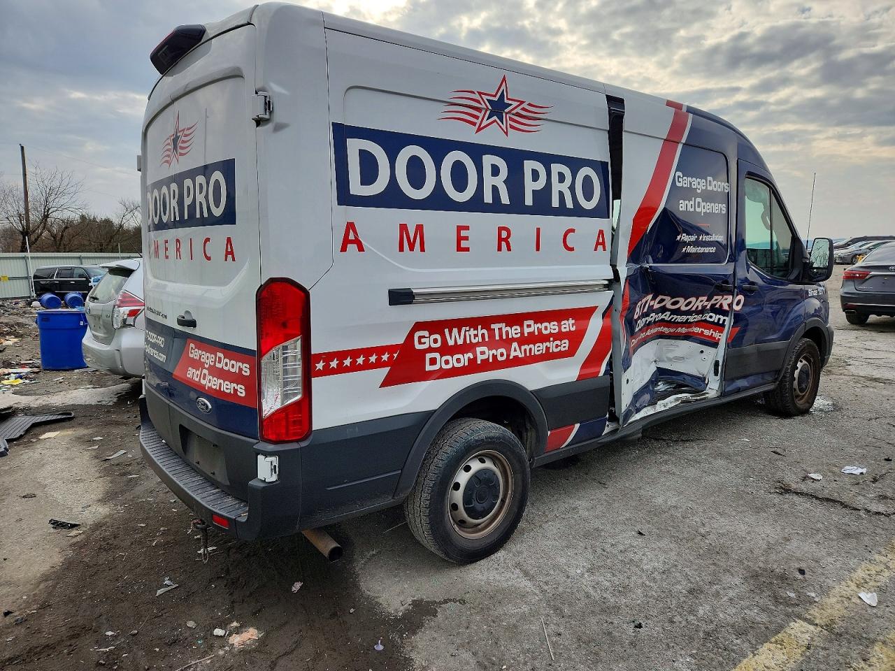 2025 FORD TRANSIT T-250 UTILITY / SERVICE VAN photo 3