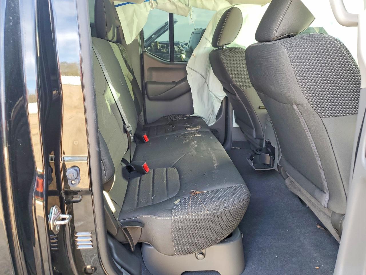 2019 NISSAN FRONTIER S photo 10