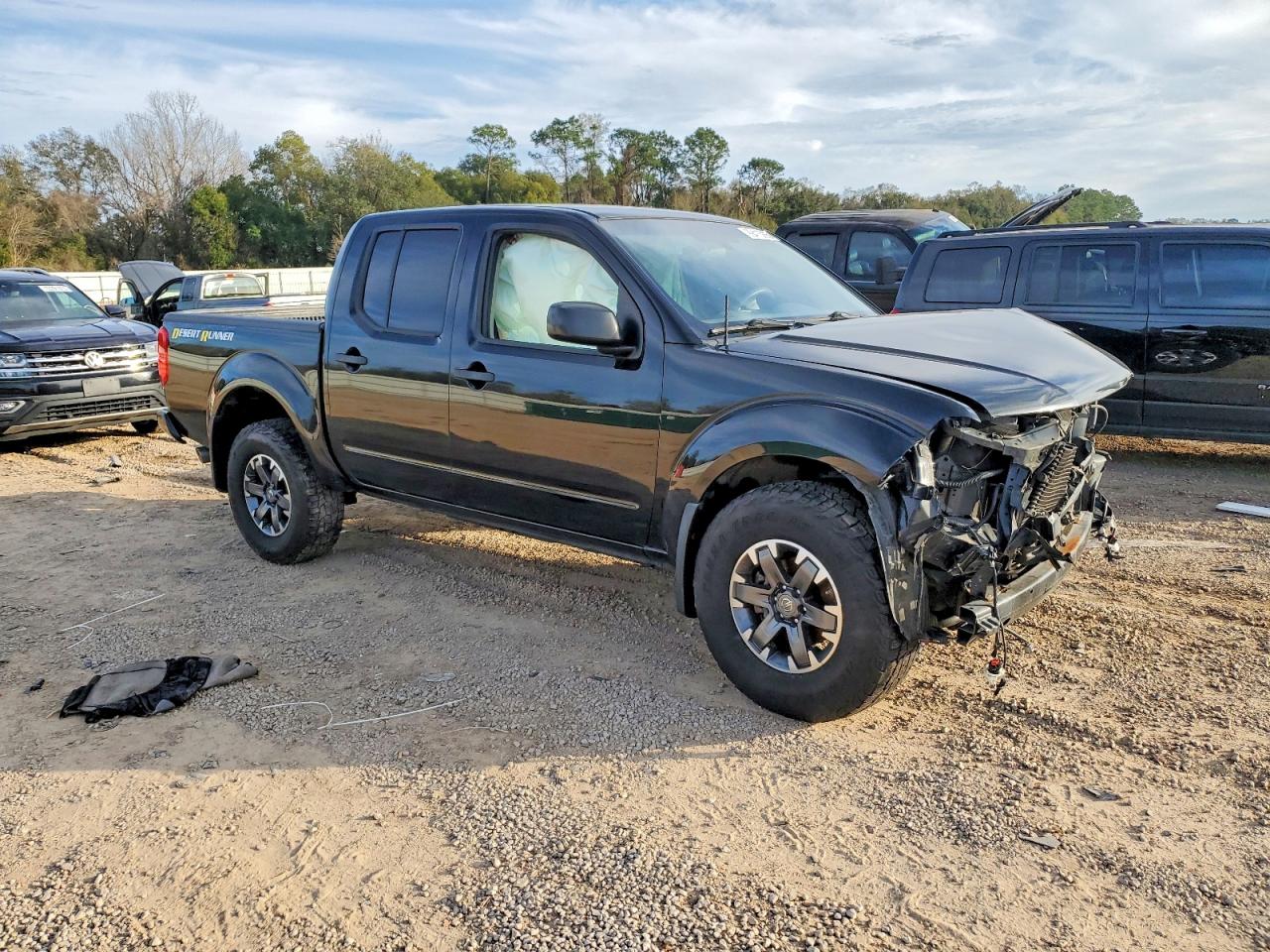 2019 NISSAN FRONTIER S photo 4