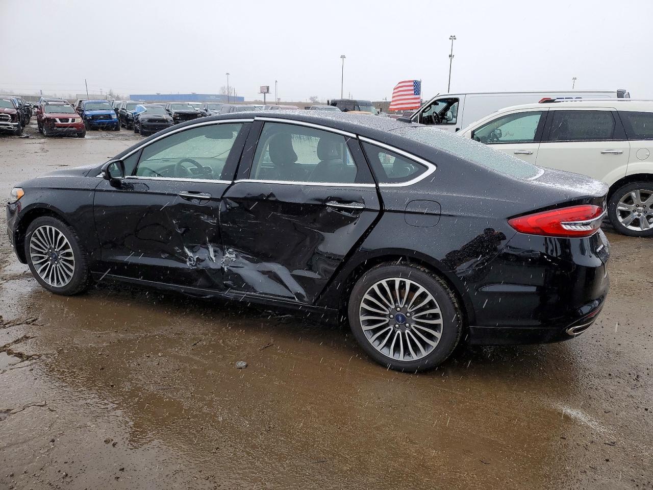 2018 FORD FUSION SE photo 2