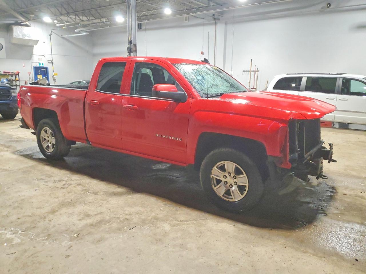 2018 CHEVROLET SILVERADO K1500 LT photo 4