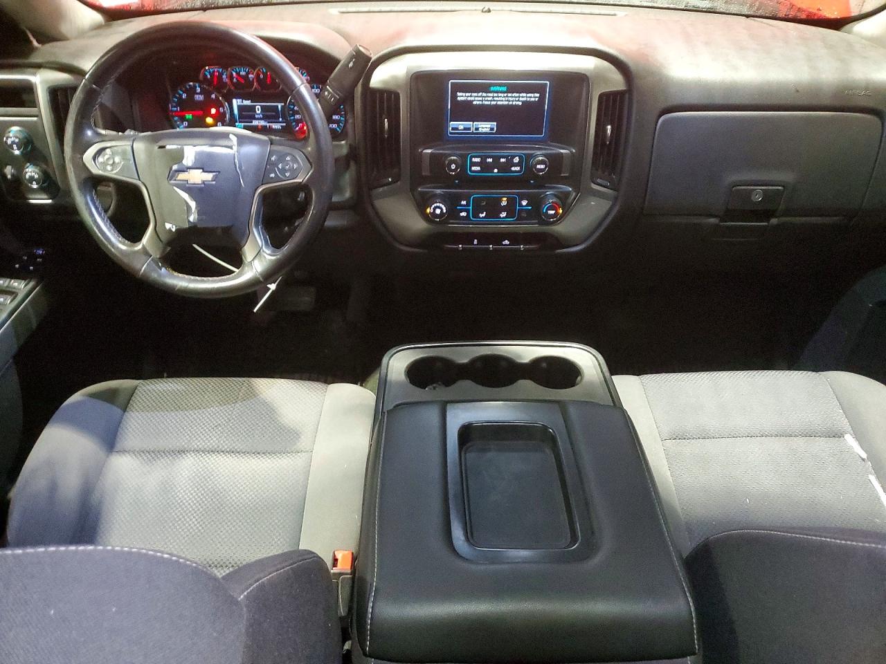 2018 CHEVROLET SILVERADO K1500 LT photo 8