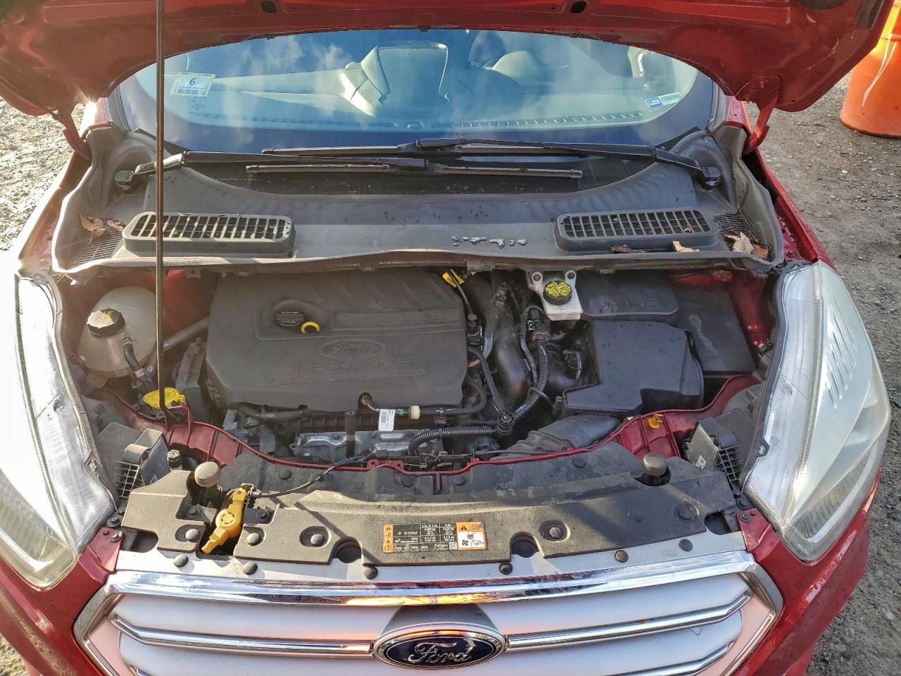 2017 FORD ESCAPE SE photo 12