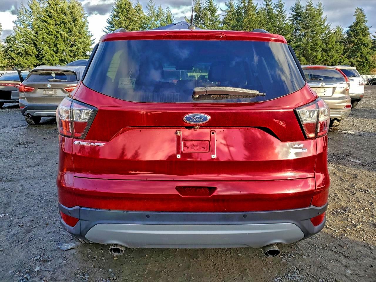 2017 FORD ESCAPE SE photo 6