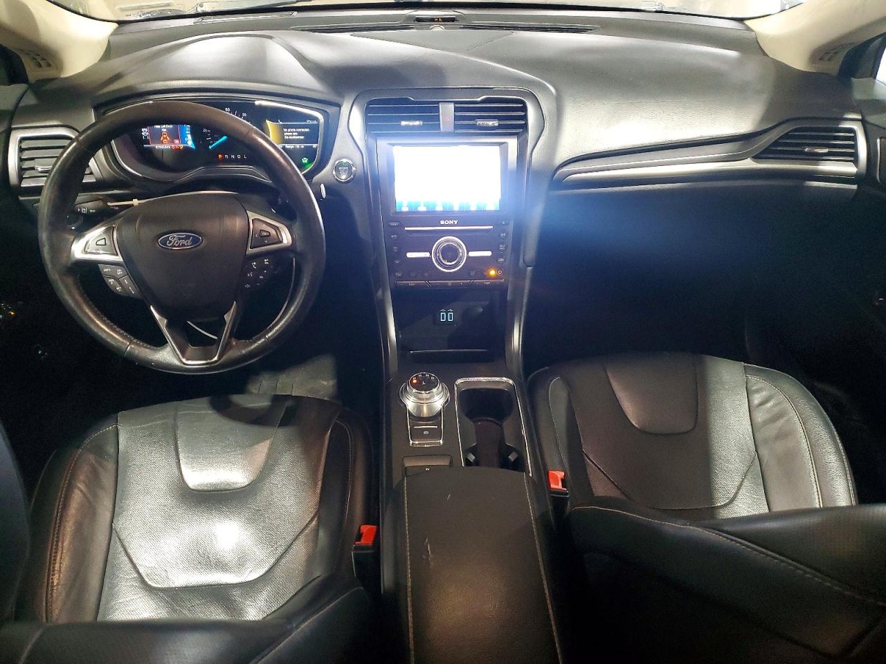 2019 FORD FUSION TITANIUM photo 8
