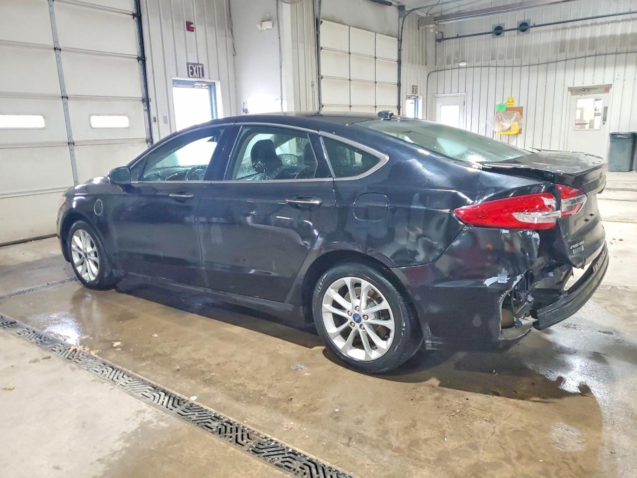 2019 FORD FUSION TITANIUM photo 2