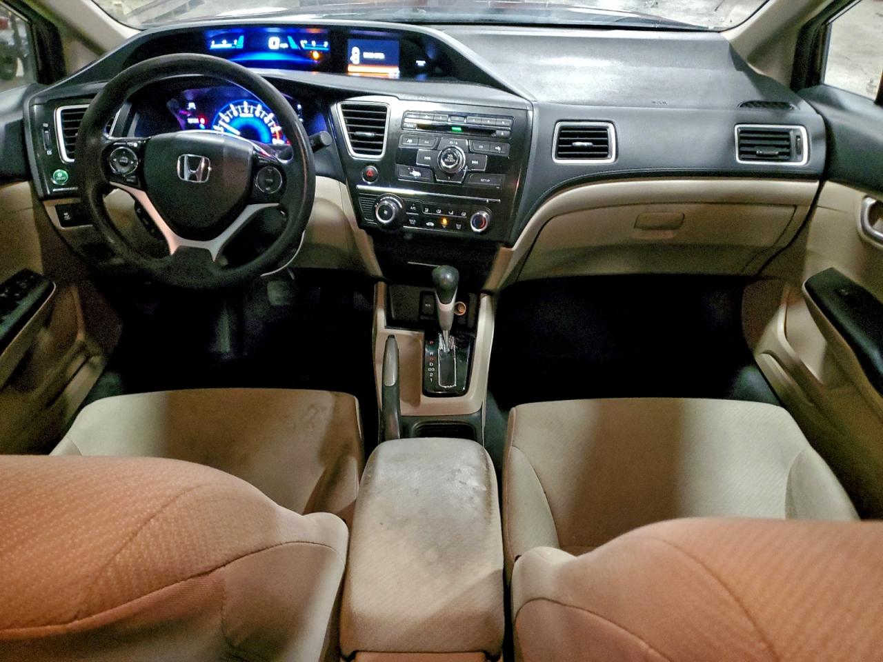 2013 HONDA CIVIC LX photo 8