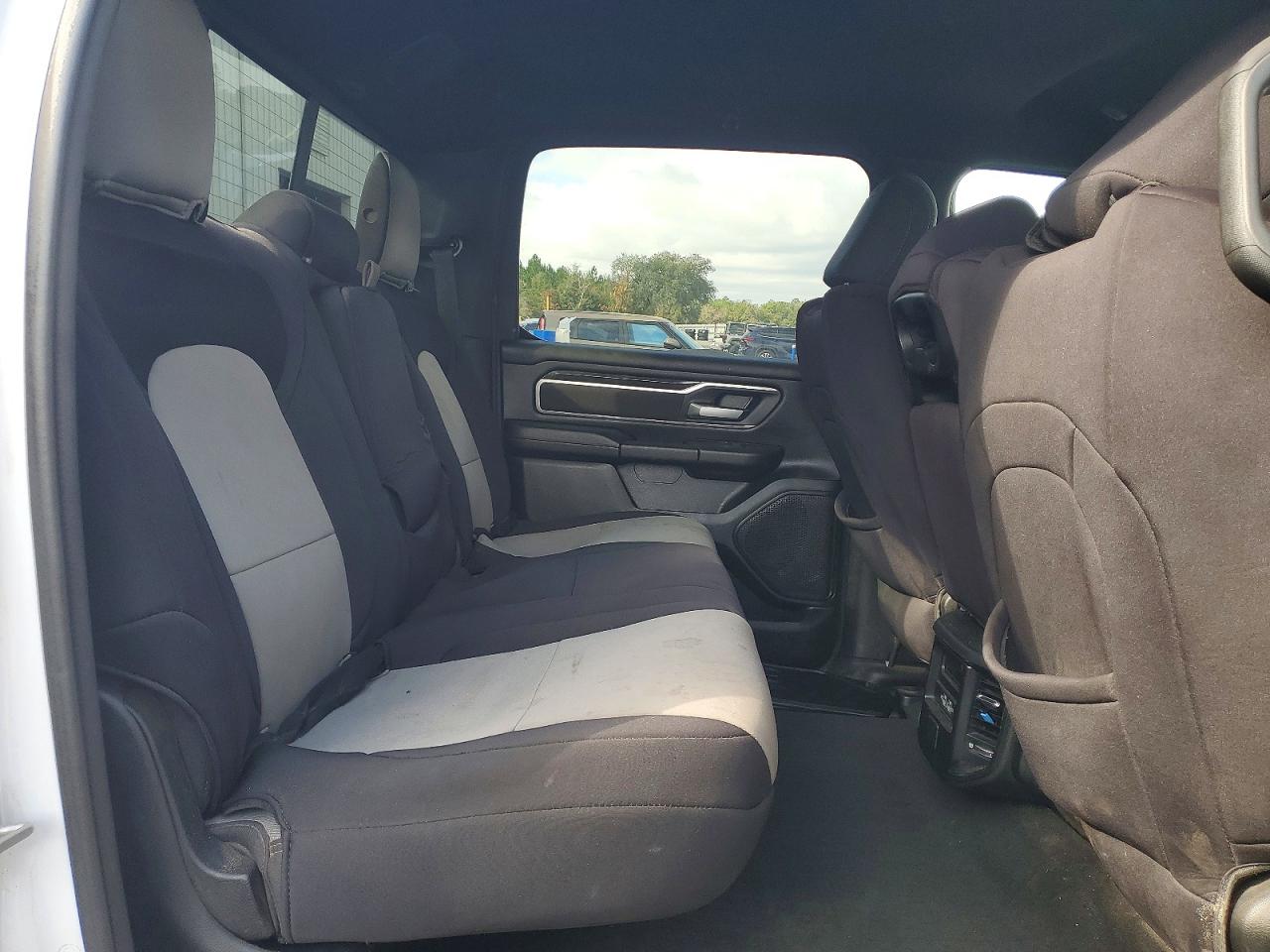 2023 RAM 1500 BIG HORN/LONE STAR photo 10
