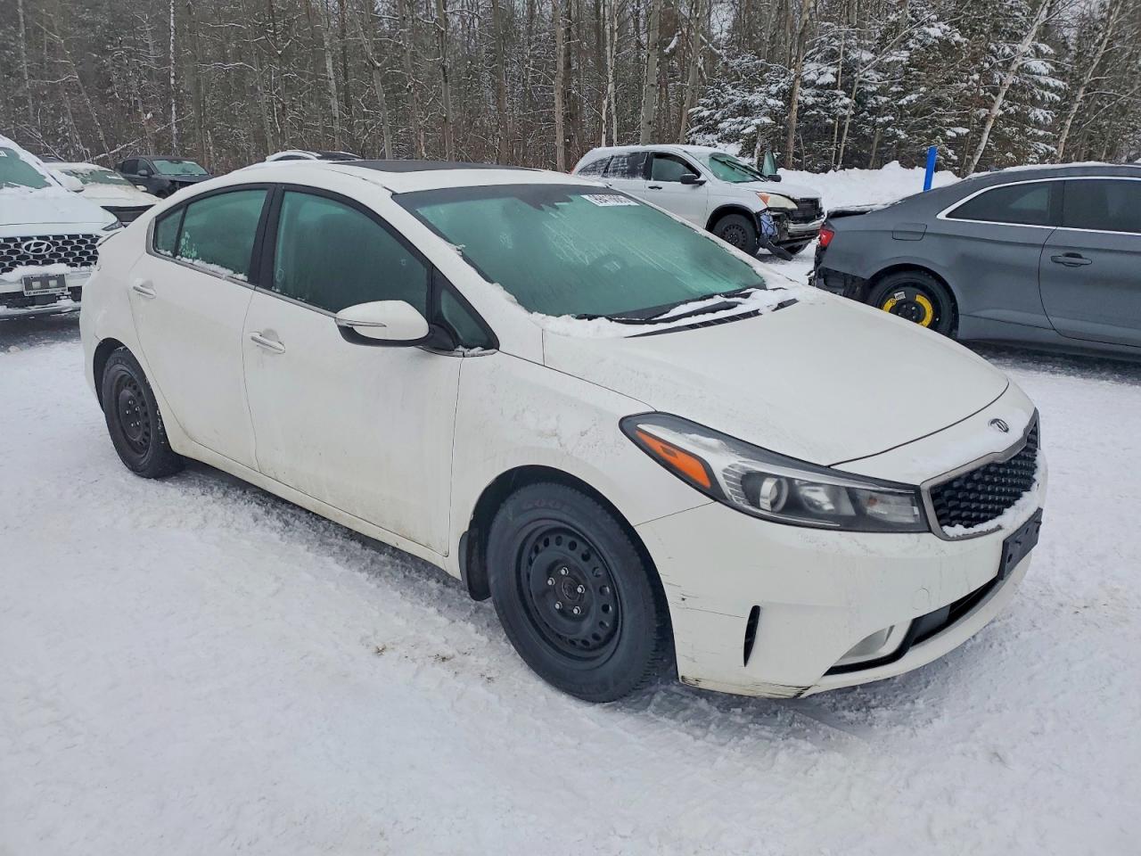 2017 KIA FORTE EX photo 4