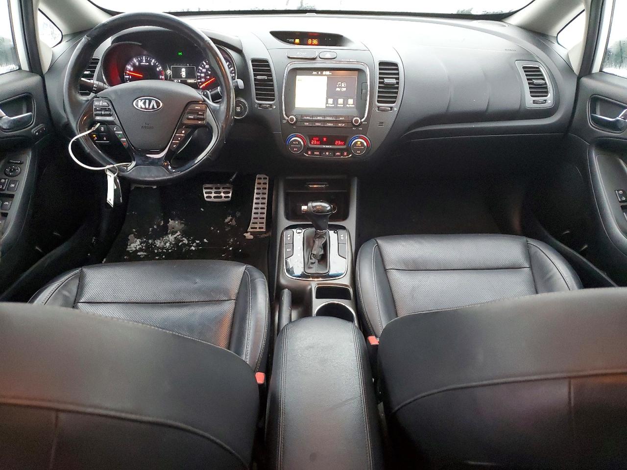 2017 KIA FORTE EX photo 8