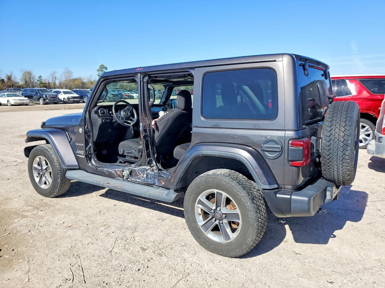 2019 JEEP WRANGLER UNLIMITED SAHARA photo 2