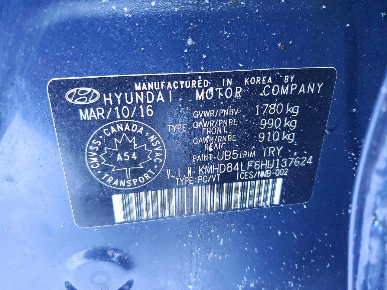 2017 HYUNDAI ELANTRA SE photo 13