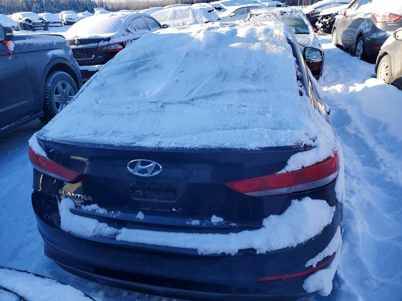 2017 HYUNDAI ELANTRA SE photo 6