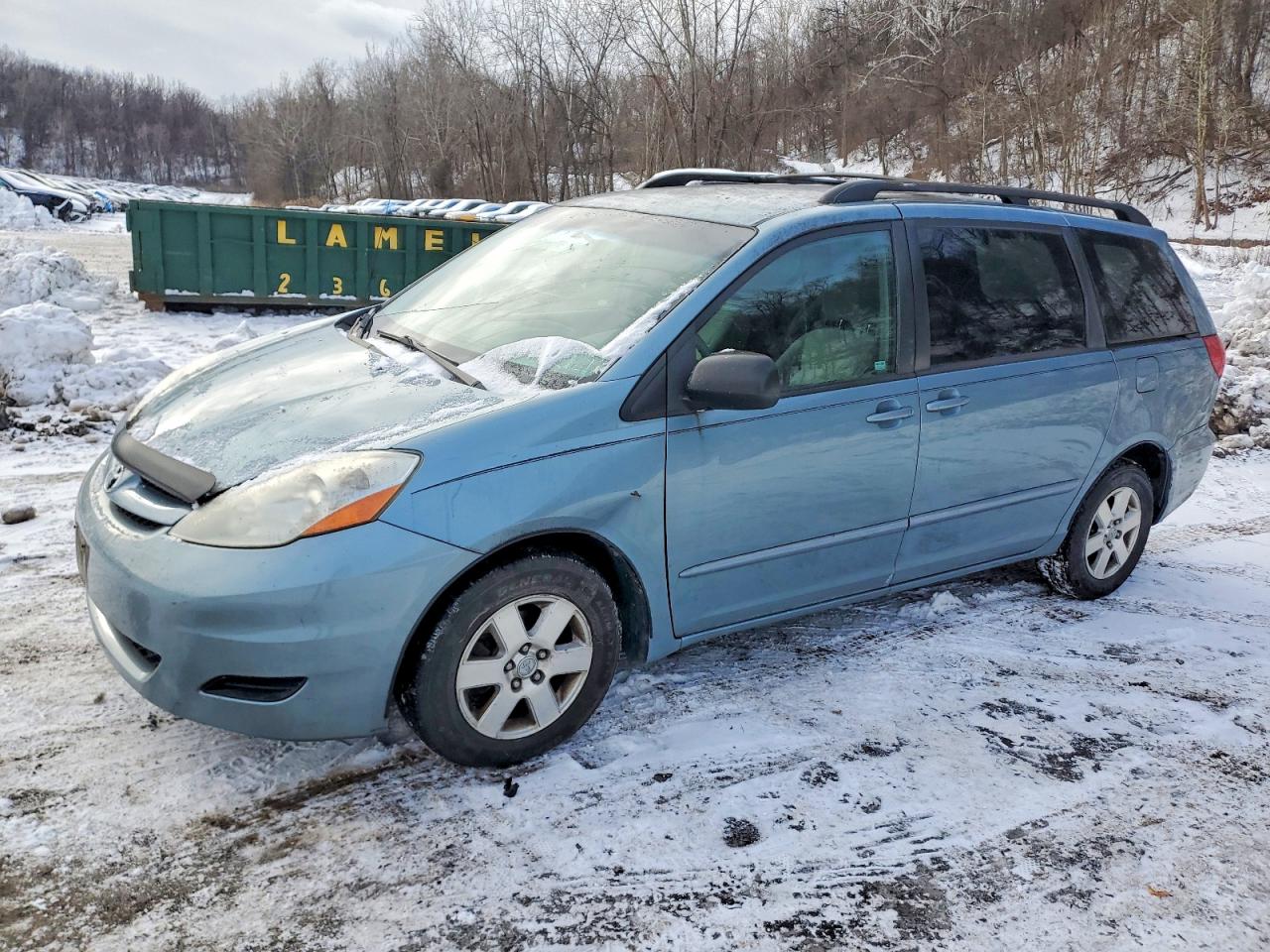 2009 TOYOTA SIENNA