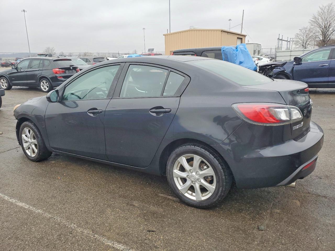 2010 MAZDA 3 I photo 2